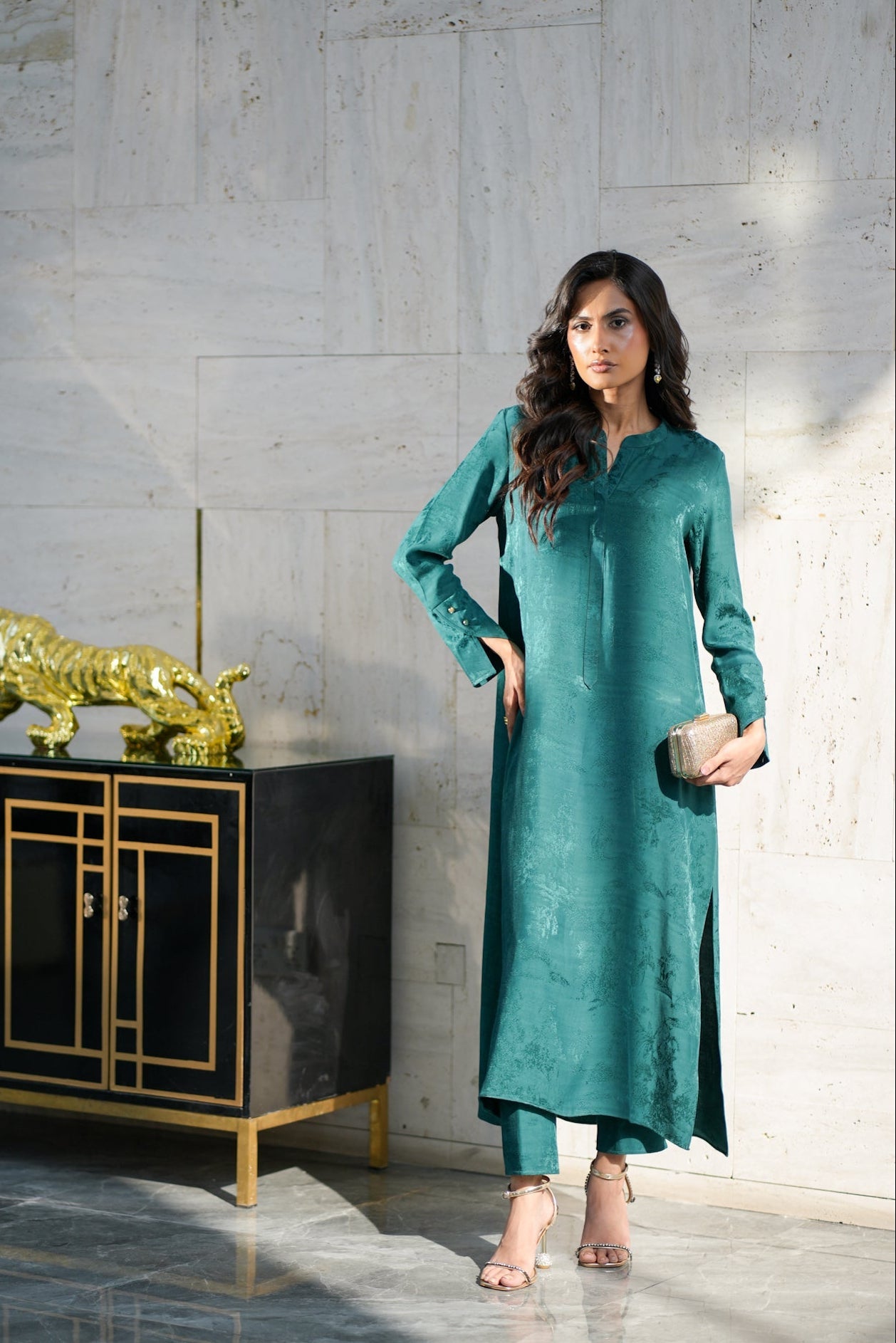 Emerald Embossed Silk Set